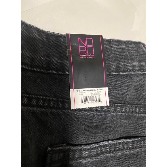 No Boundaries Black Jean Shorts NWT - Picture 2 of 6